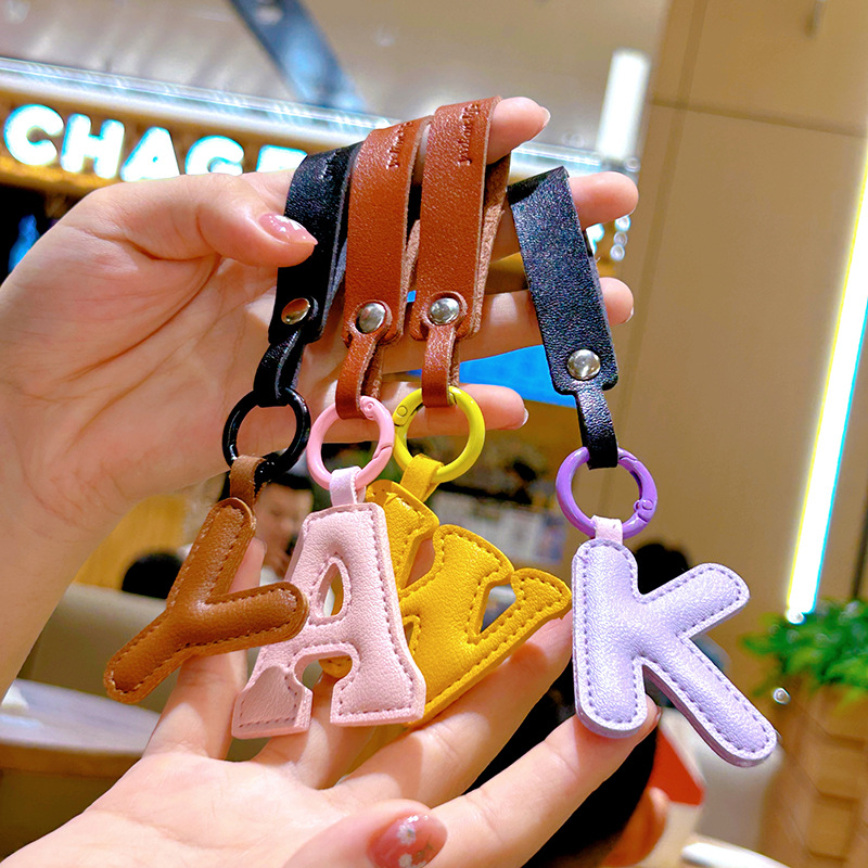 Monogram Keychain Leather - 크리 에이 티브 PU 가죽 26