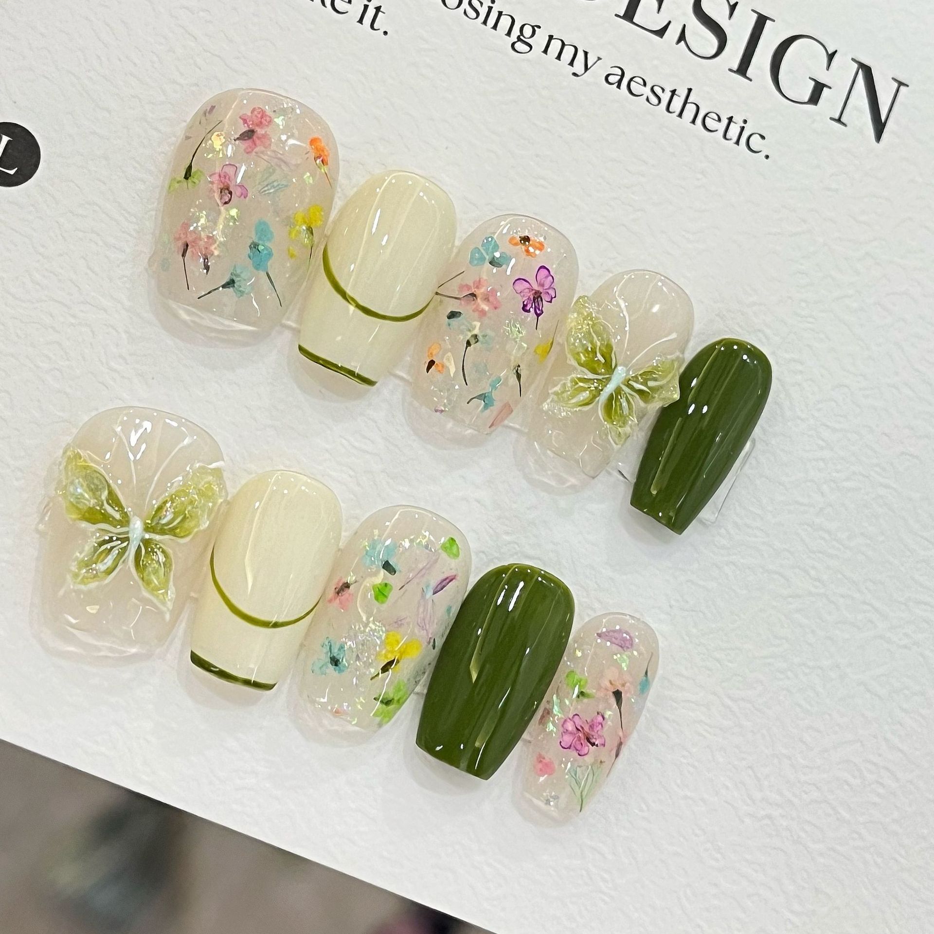 10개 나비꽃 모양 중간 길이 코핀형 인조 손톱, 펄  - Pressed Flower Art 리뷰 및 가격