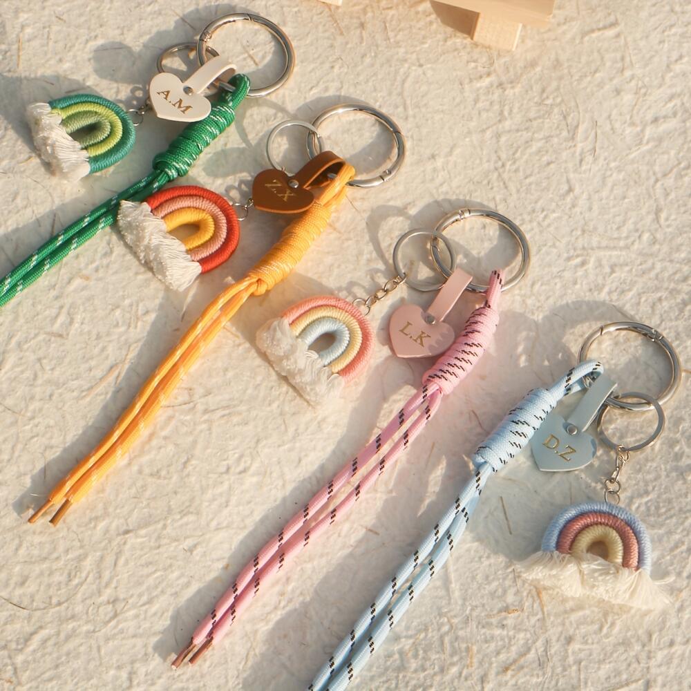 맞춤 이니셜 하트 가죽 태그 마크라메 레인보우 키체인  - Monogram Keychain Leather 리뷰 및 가격