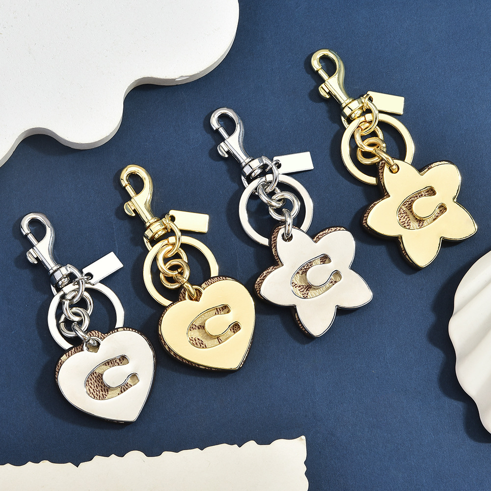 모노그램 하트 플라워 가방 참 가죽 시그니처 캔버스 키 - Monogram Keychain Leather 리뷰 및 가격