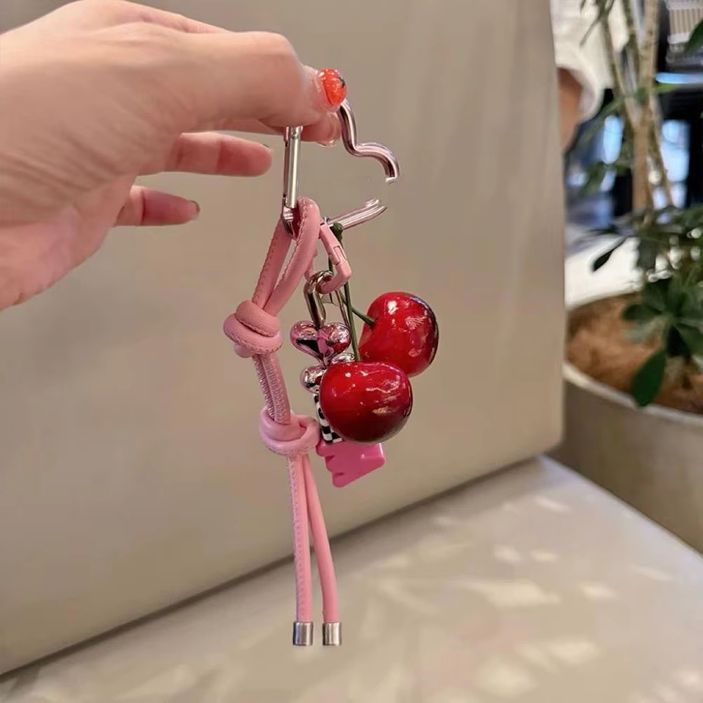 Y2k 귀여운 체리 알파벳 PU 가죽 짧은 매는 밧줄  - Monogram Keychain Leather 리뷰 및 가격