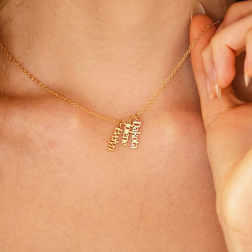 맞춤형 여러 이름 목걸이 스테인리스 스틸 미니멀리스트  - Birth Flower Necklace 리뷰 및 가격
