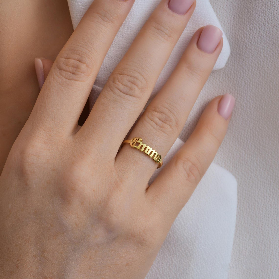 사용자 정의 골드 반지 여성 고딕 반지 오래 된 영어  - Initial Ring Custom 리뷰 및 가격